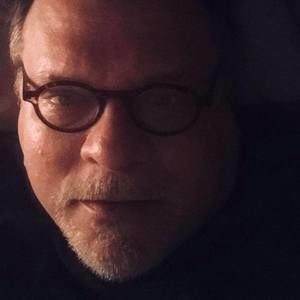 Meet your Posher, Chuck